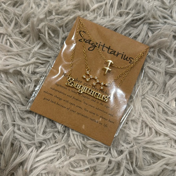 NWT Pack of three zodiac sign necklace - Picture 1 of 1